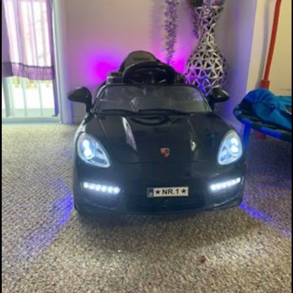 Moderno Kids Ride-on - Picture 2 of 7